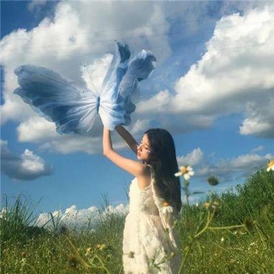 蕾哈娜内衣秀4